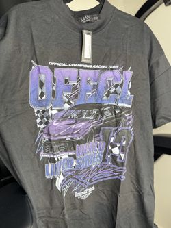 Men oversized graphic T-shirt size medium