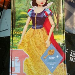 Barbie Disney NEW