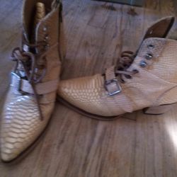 Redbird Boots Size 7