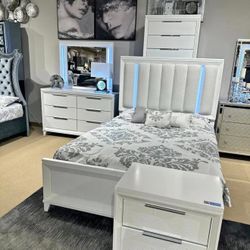 New White Led Queen King Size Bedroom Set