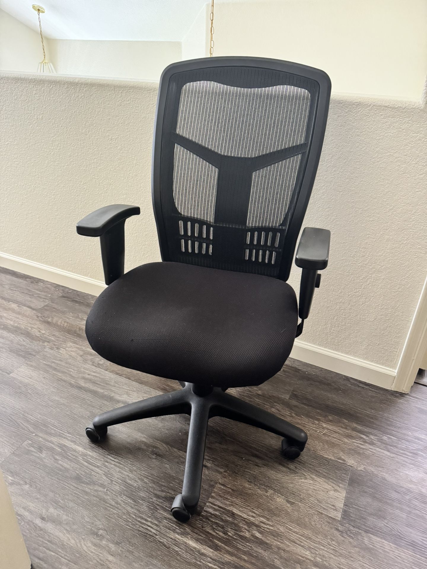 Like New - Office Chair