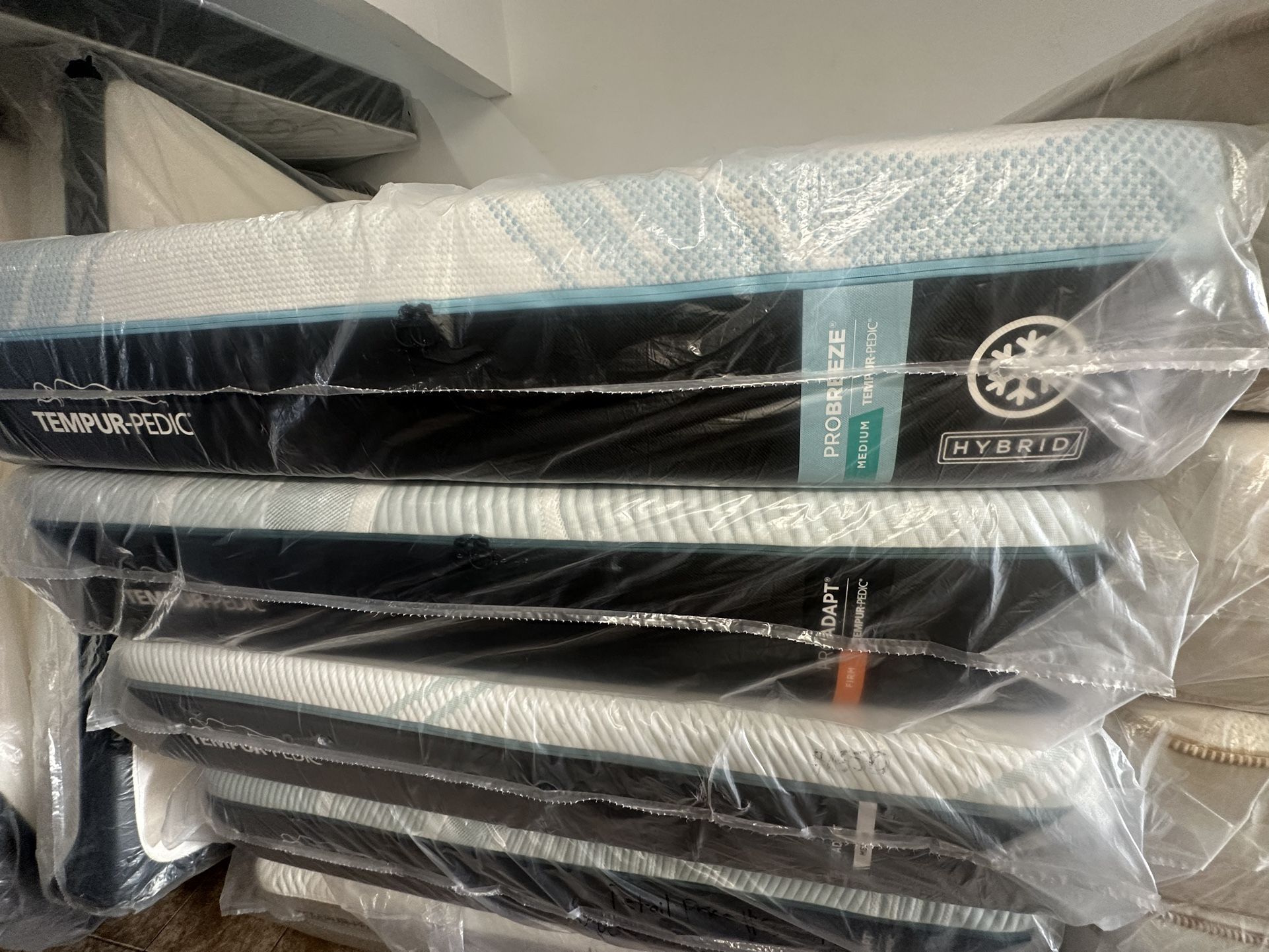 King Queen Size Tempurpedic ProAdapt, ProBreeze, LuxeBreeze Mattress Pro Breeze /Luxe Adapt /Pro Adapt /Adapt /cloud /Tempur pedic contour Supreme