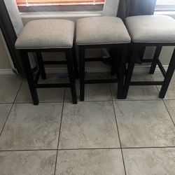 Table With Chairs