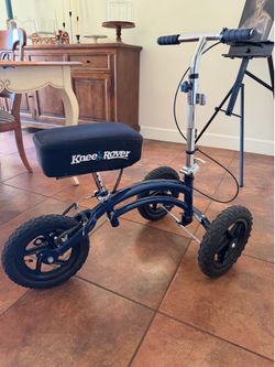 Knee Scooter/ Kneerover