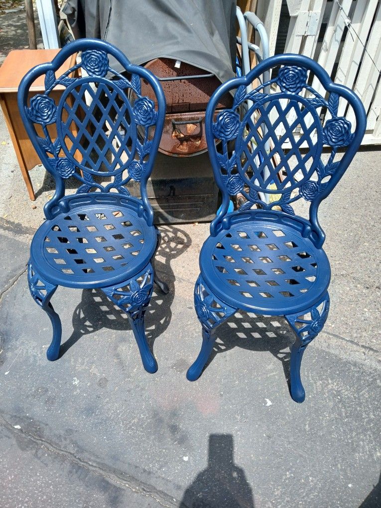Cast Aluminum Chairs