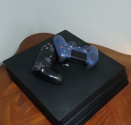 🎮 PlayStation 4 Pro 1TB + 2 Controles + Horizon Zero Dawn 🎮