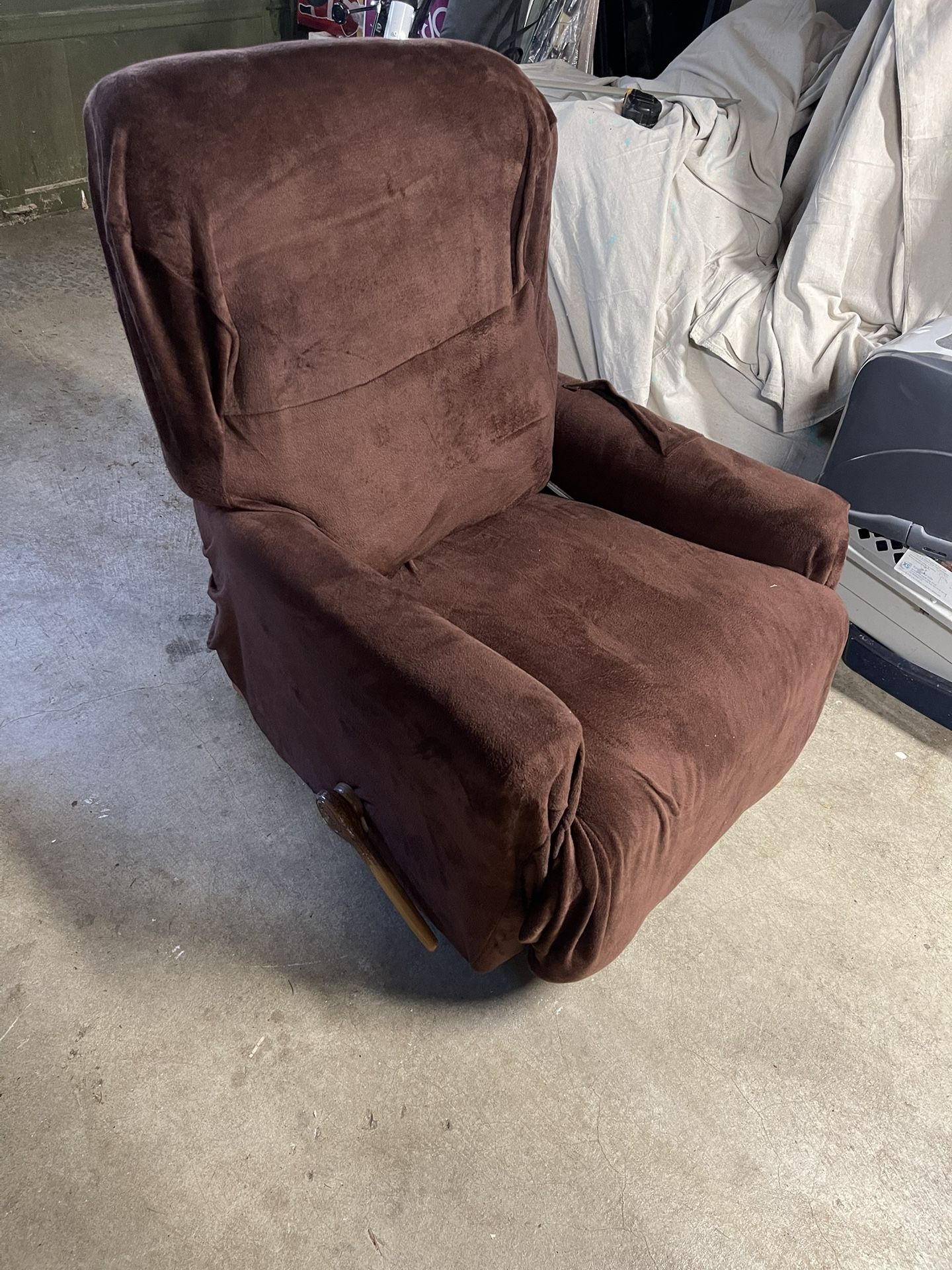 Light Recliner 