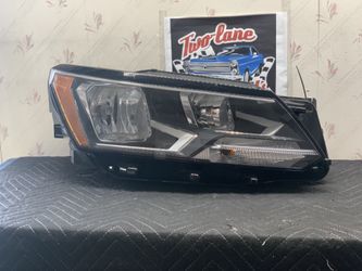 16-19 volkswagen PASSAT PASSENGER HALOGEN HEADLIGHT