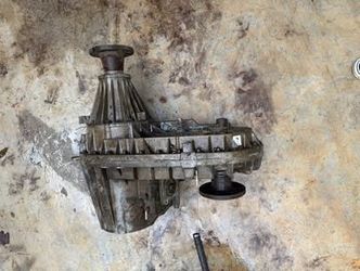 Auto and manual transfer cases