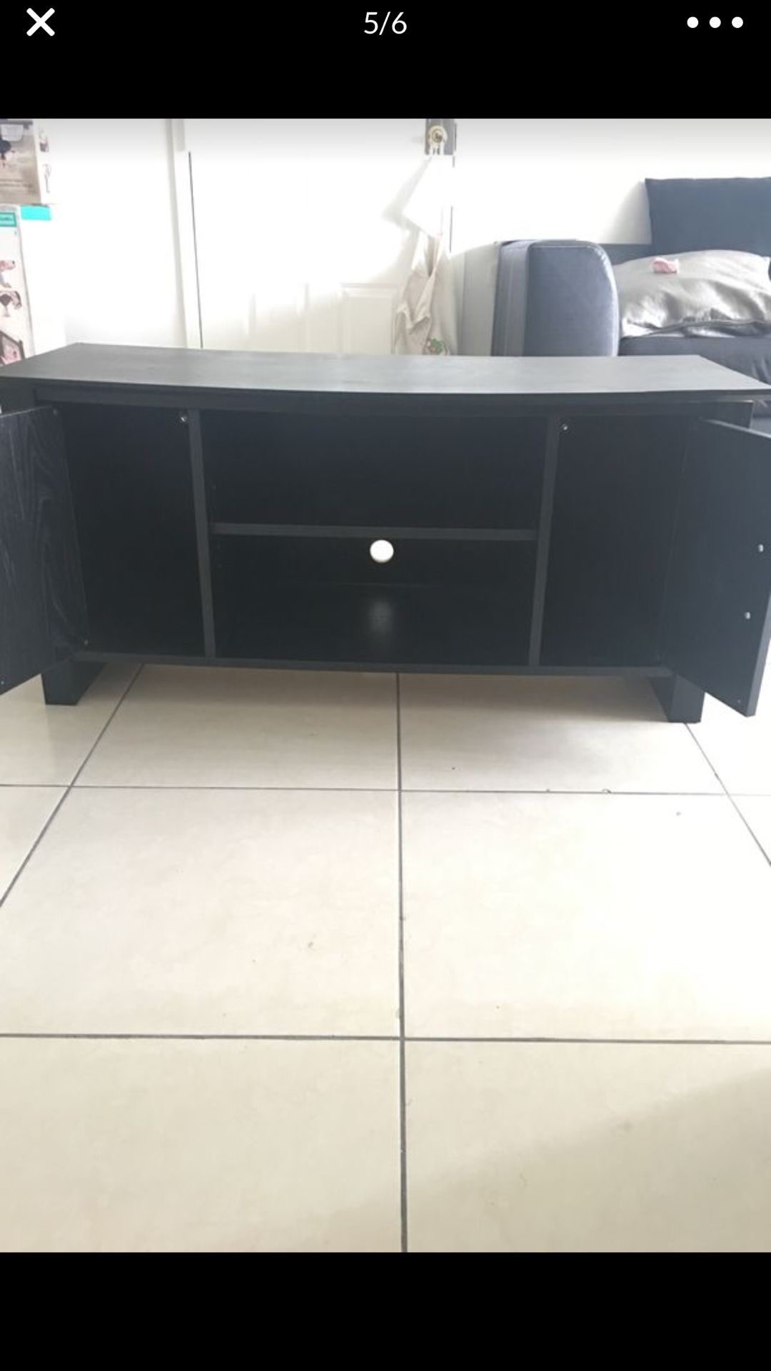 Black heavy duty TV stand, needs to go ASAP!!!