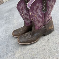 Ariat Gorls Boots Size 3 $20