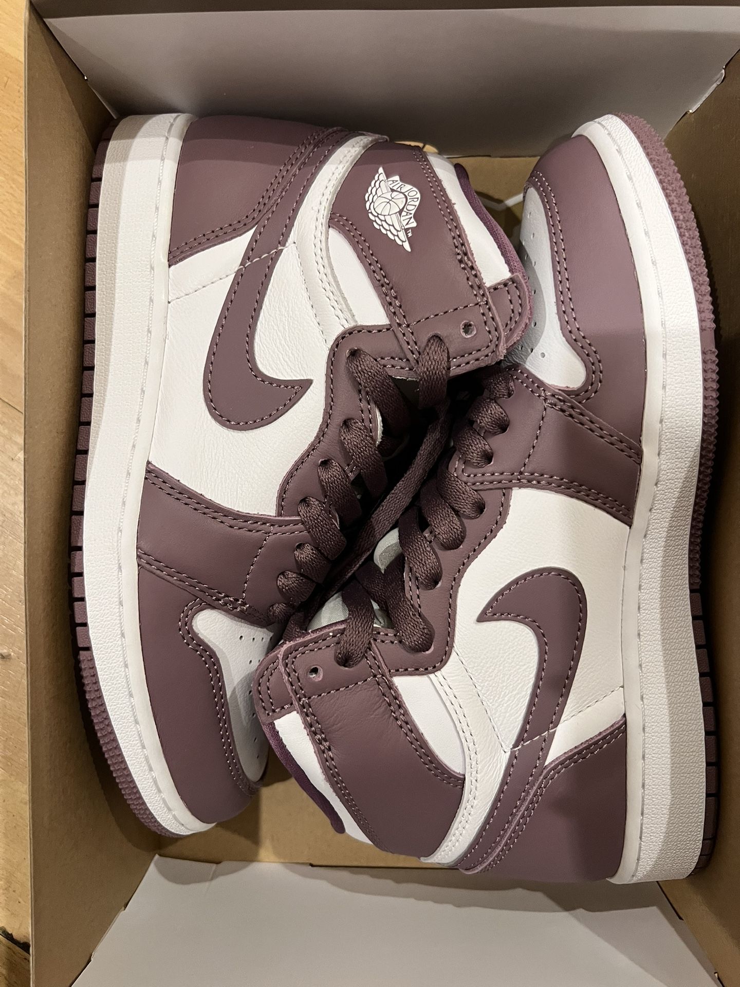 Jordan 1 Retro High OG Mauve (GS)