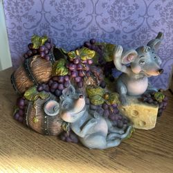 Drunken Happy Full Mice Wine Bottle Holder Novelty   5.5"x9" Home Decor