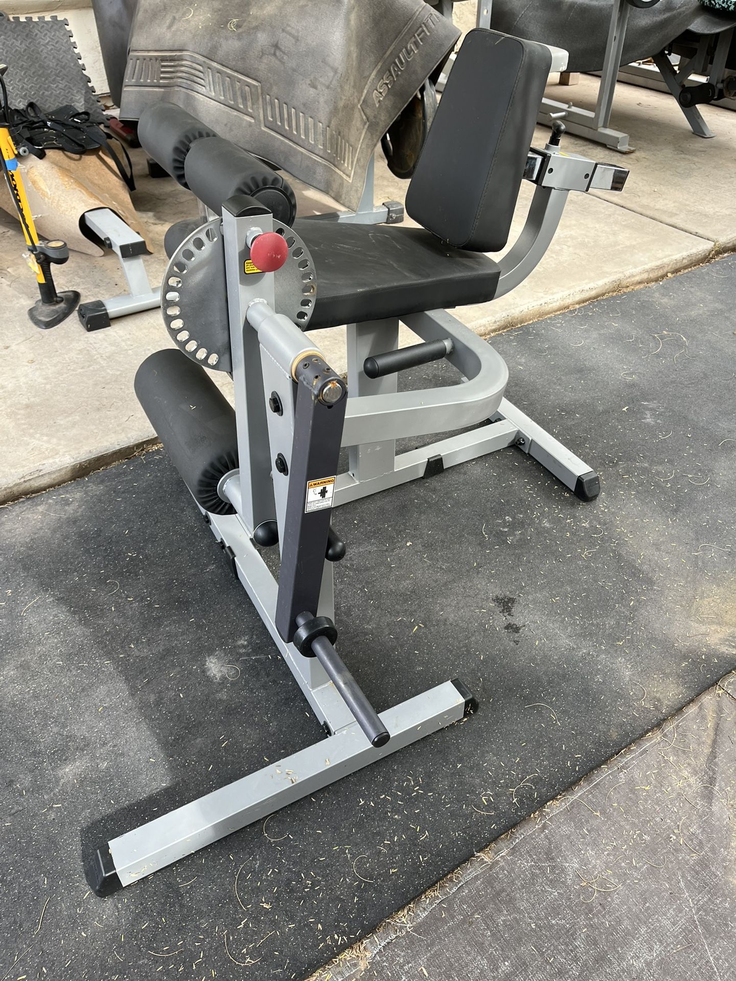 Body Solid Leg Extension Machine 