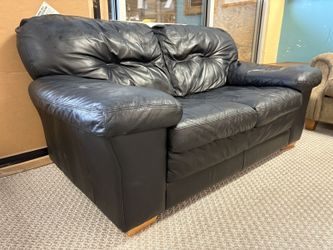 Black Tufted Wide Arm Loveseat