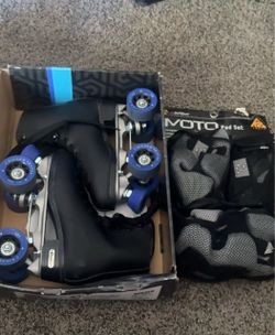 Chicago skates roller skates and moto pad set