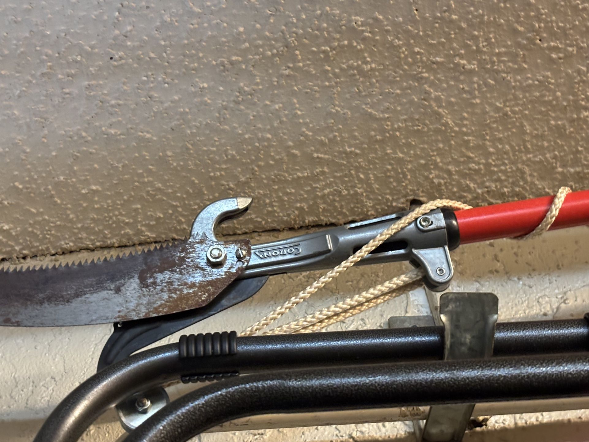 Pole Saw Tree Pruner