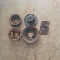 Ford V-8 Pulleys