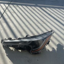 2020/2021/2022 Toyota Corolla LE LH Headlight