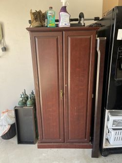 Cabinet Workspace 