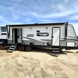 Coleman 2021 35ft 2 Door LIKE NEW