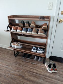 Entryway shoe cabinet