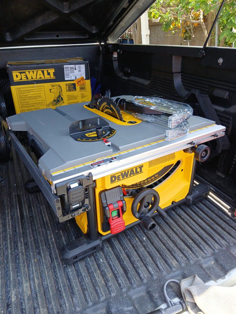 Dewalt Table Saw All Accessories Included 
