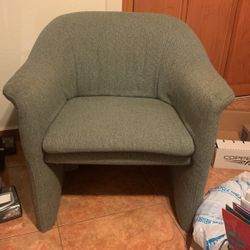 Couch Chair (2available 20ea.)