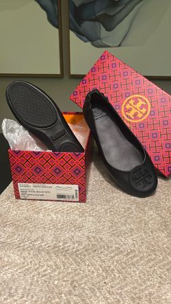 New Tori Burch Ballet Flat - Black Size 6