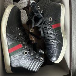Gucci Black Leather Sneakers