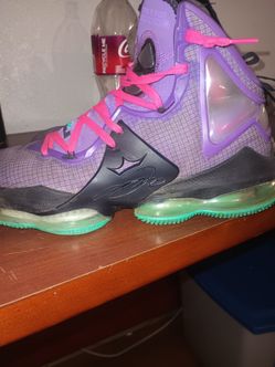 $30 Lebron 19's size 12 still great condition