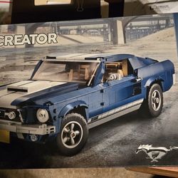 Lego MUSTANG 