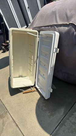 120 Qt Igloo Cooler