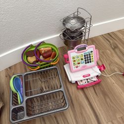 Toy Food /Baskets/Pots