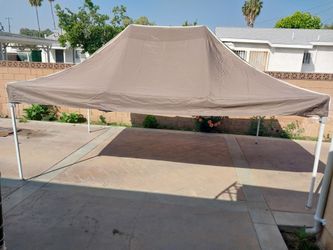 10x15 EZ UP HEAVY DUTY  CANOPY FRAME AND TOP NEW WITH COVER