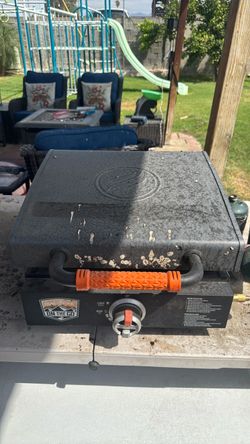 BLACKSTONE ON THE GO GRIDDLE