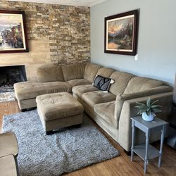 FREE DELIVERY- Macys Large Grey Sectional Sofa 
