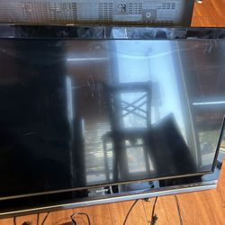52 In Used Commercial Tv