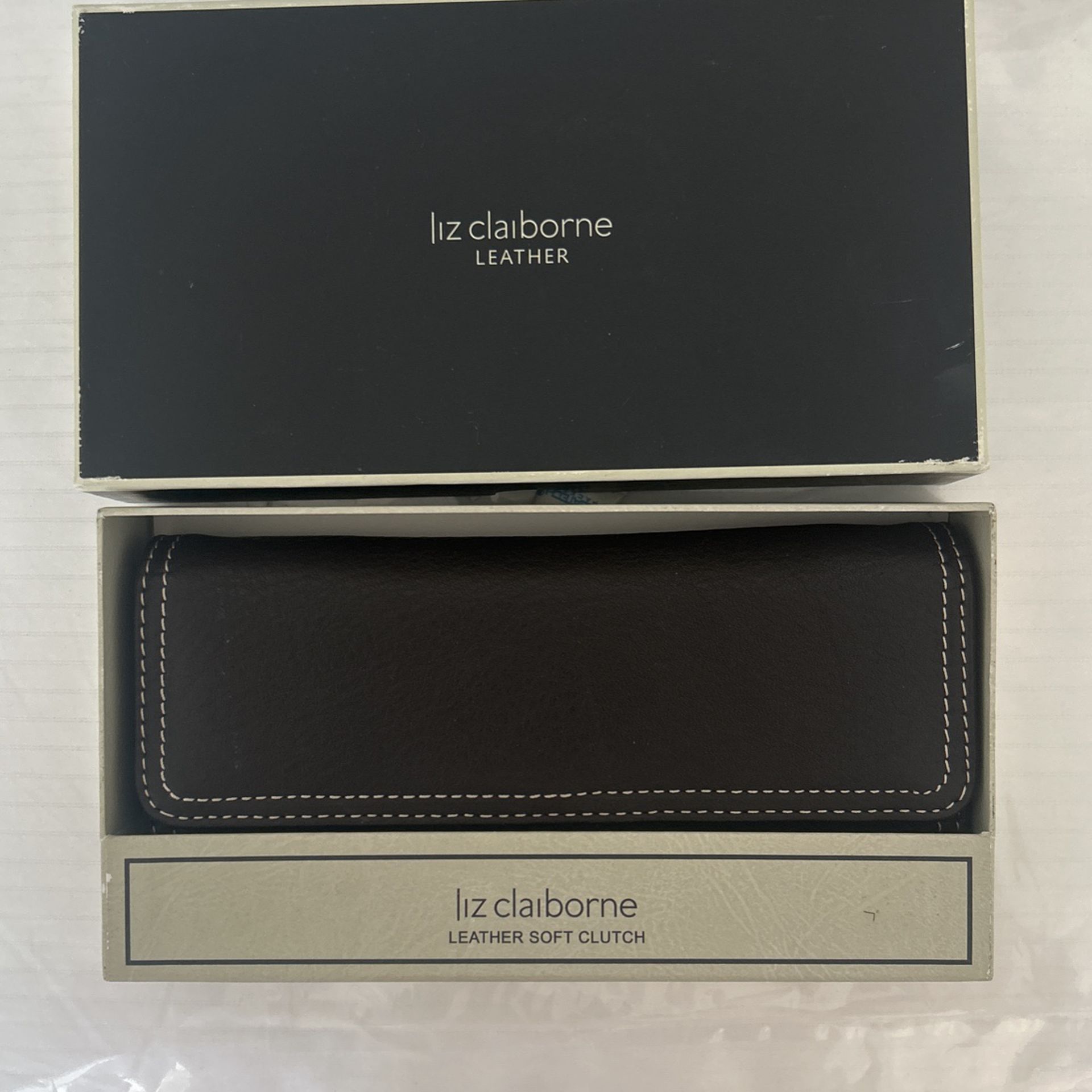 Liz Claiborne Leather Wallet Clutch New In Box 