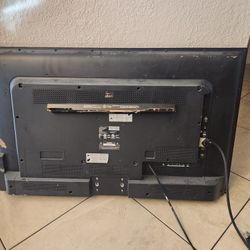 FW42D25T Sanyo 42in TV