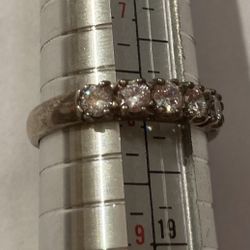 Vintage Sterling Silver Ring Size 8