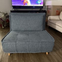 Very comfortable single futon, like new.