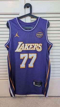 Los Angeles Lakers Luka Doncic Jersey (men's small)