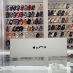 Apple Watch SE 2nd Gen 40MM MIDNIGHT LTE GPS