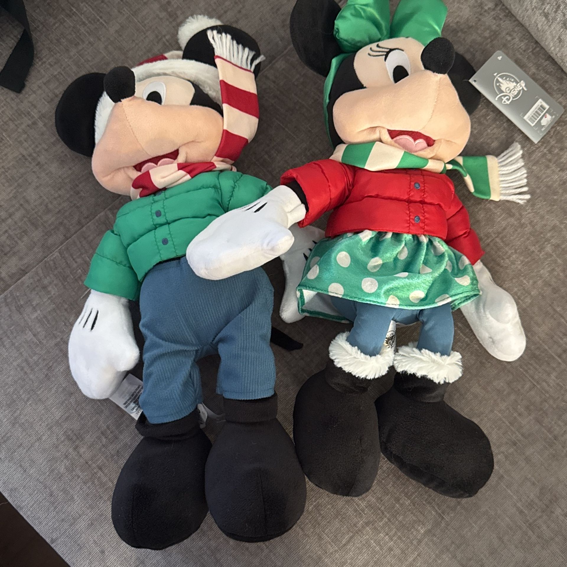 Holiday Limited Edition Mickey & Minnie Mouse Plush Dolls Disney Store 2021