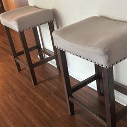 Set Of 2 Stools