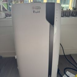 Portable AC- Delonghi 
