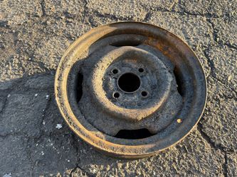 One 14 inch steel wheel from a classic ford. 4x108mm