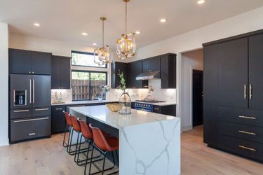 Luxury Kitchen Cabinets – Moving Sale