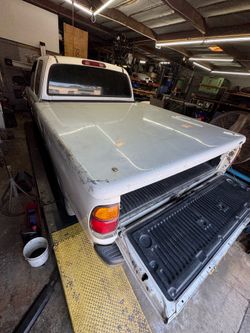 2005 F150 tonoe cover for crew cab bed